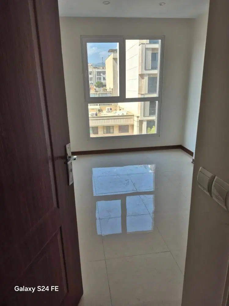 رهن کامل 121 متری خیابان 182 غربی