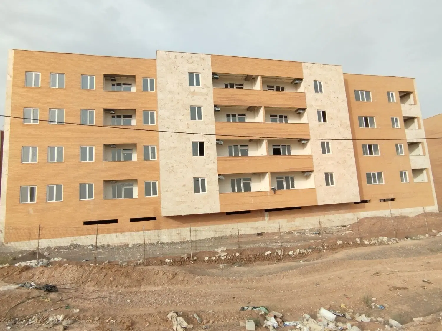 فقط با ۵۶۰ میلیون آپارتمان بخرید (قسطی)