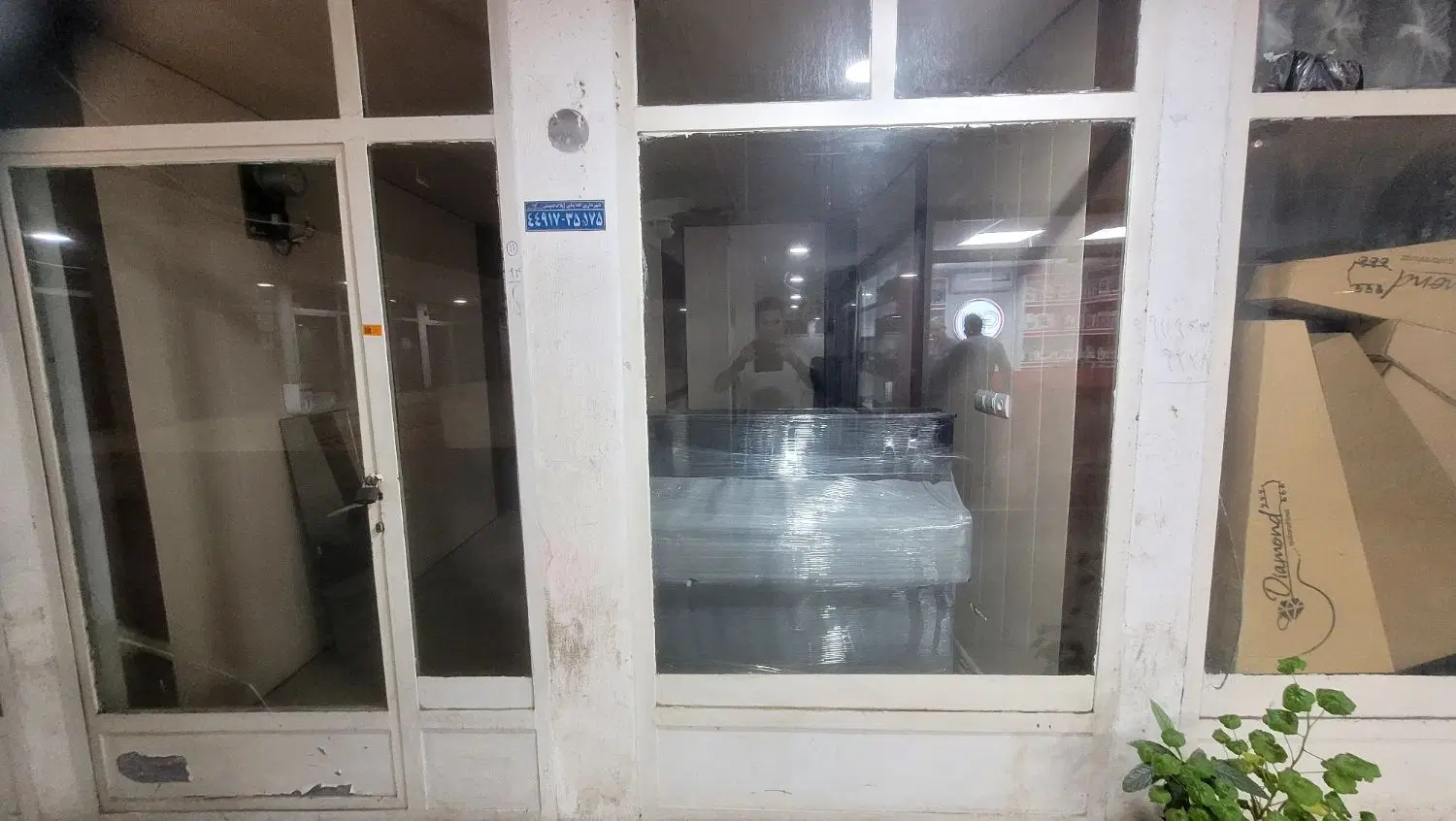 مغازه در پاساژ امیری