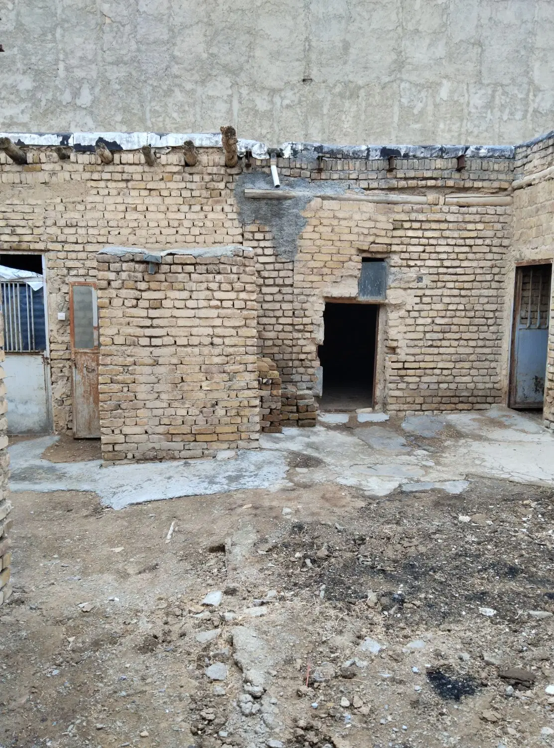 زمین مرزیجران