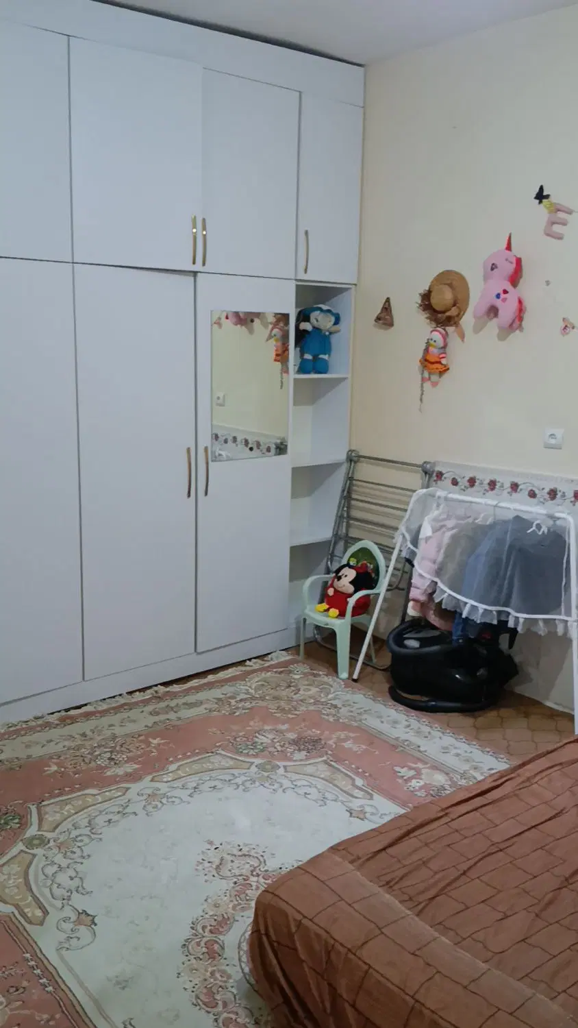 حیاط دربست ۷۰متر خلیل آباد کوچه نجفی
