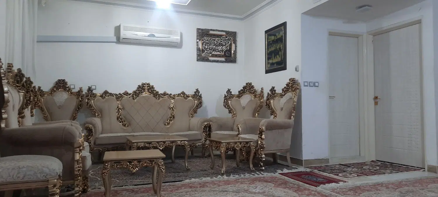 آپارتمان ۸۳‌متر برق بلوار‌ نسترن