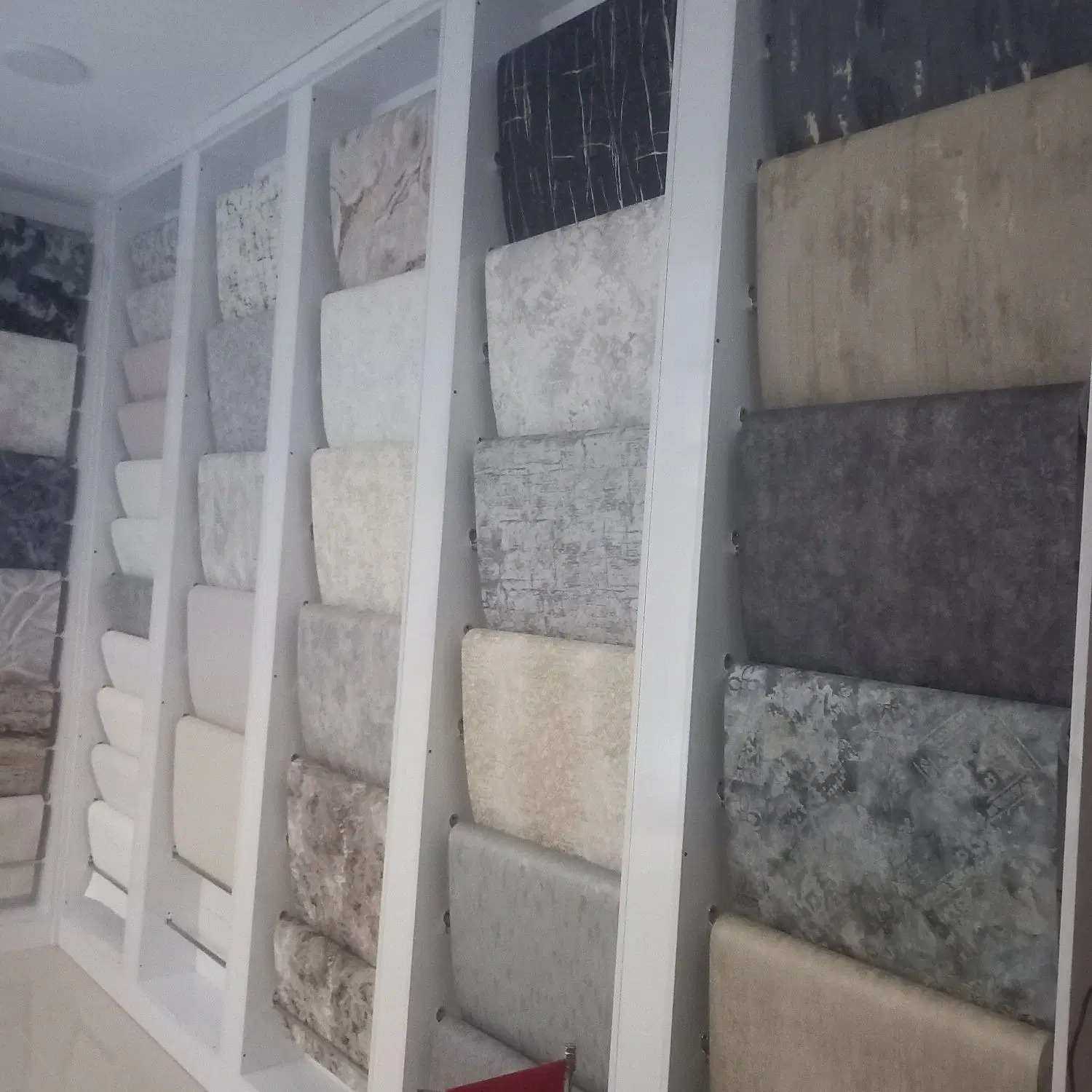 واگذاری مغازه کاغذدیواری