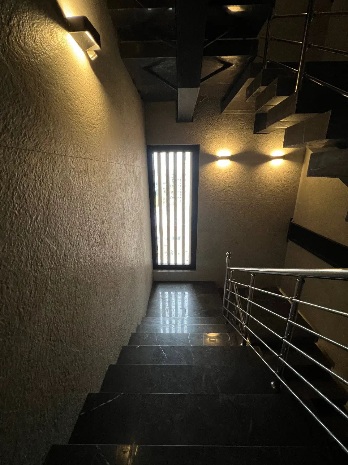 آپارتمان ۱۳۵متر برازنده