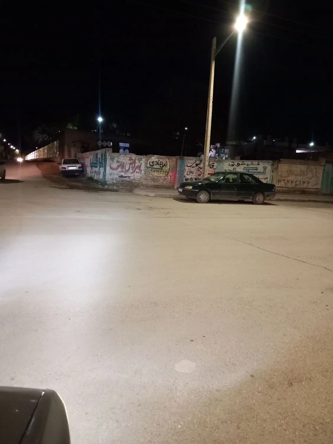زمین و خانه گلنگی
