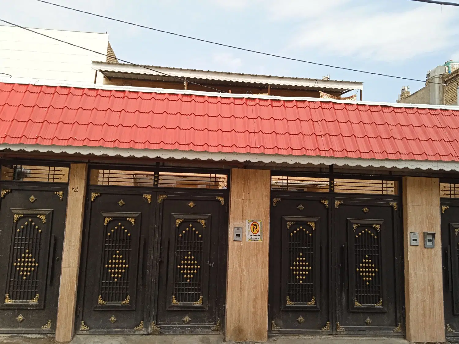 ۸۰متری _ یک خواب_همکف_ماشین رو
