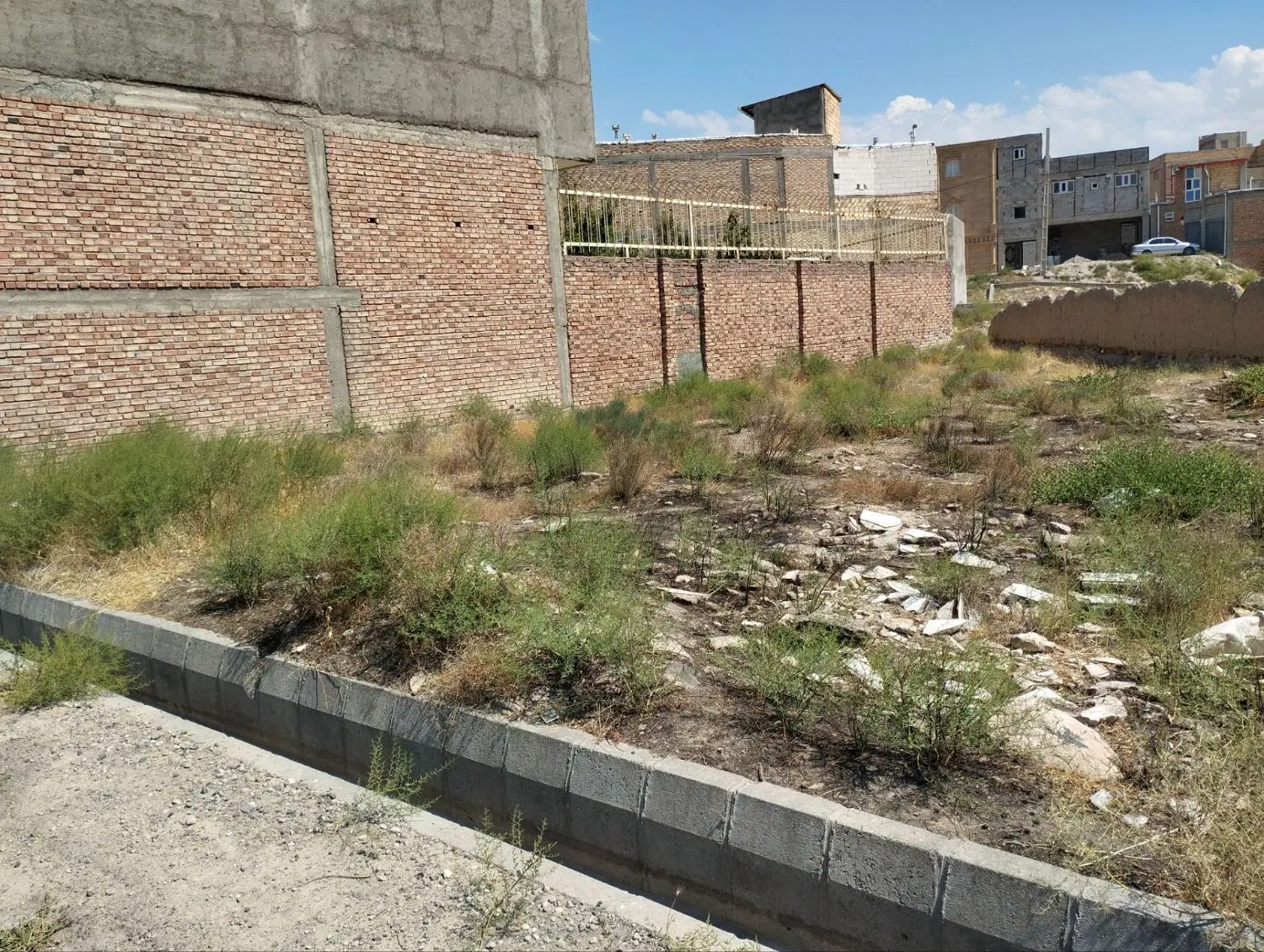 زمین مسکونی در خسروشاه