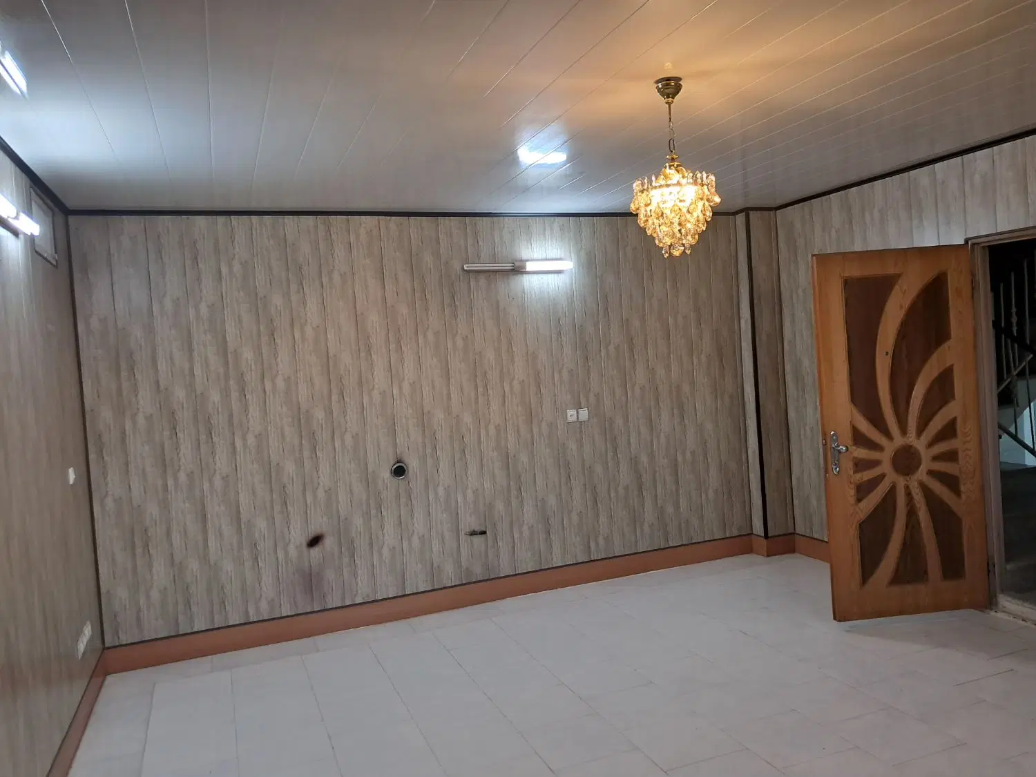 آپارتمان شیک _خوش نقشه_ خوش نور _ قیمت استثنایی