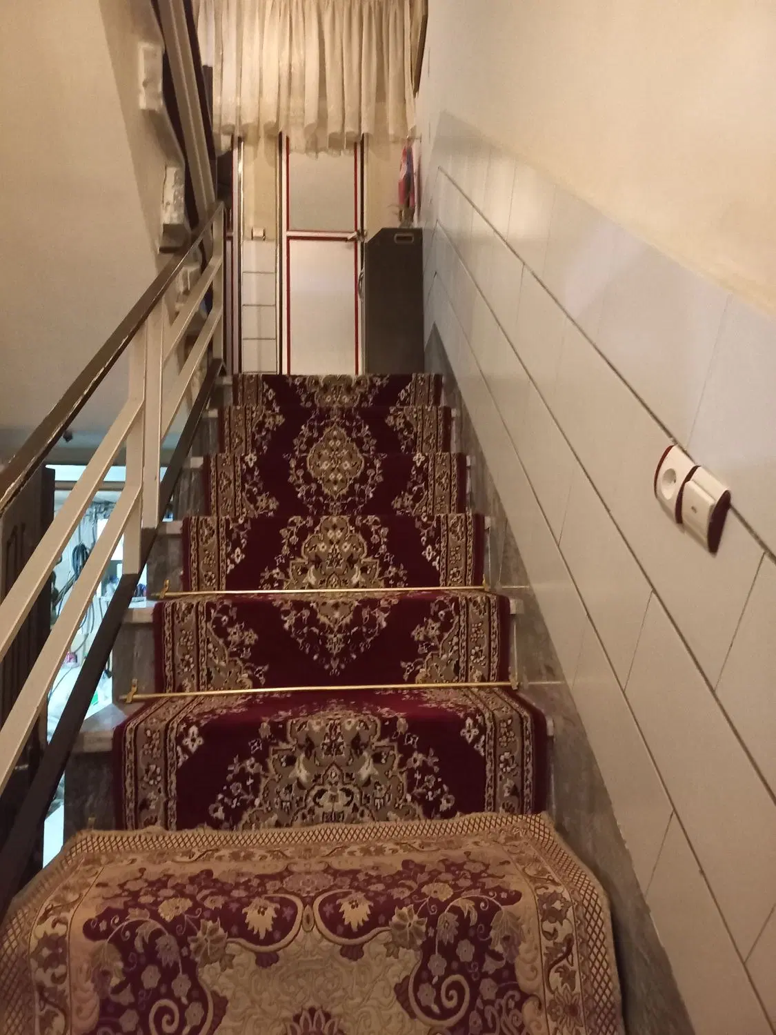 فروش خانه سه‌طبقه در شهرک هجرت اراک