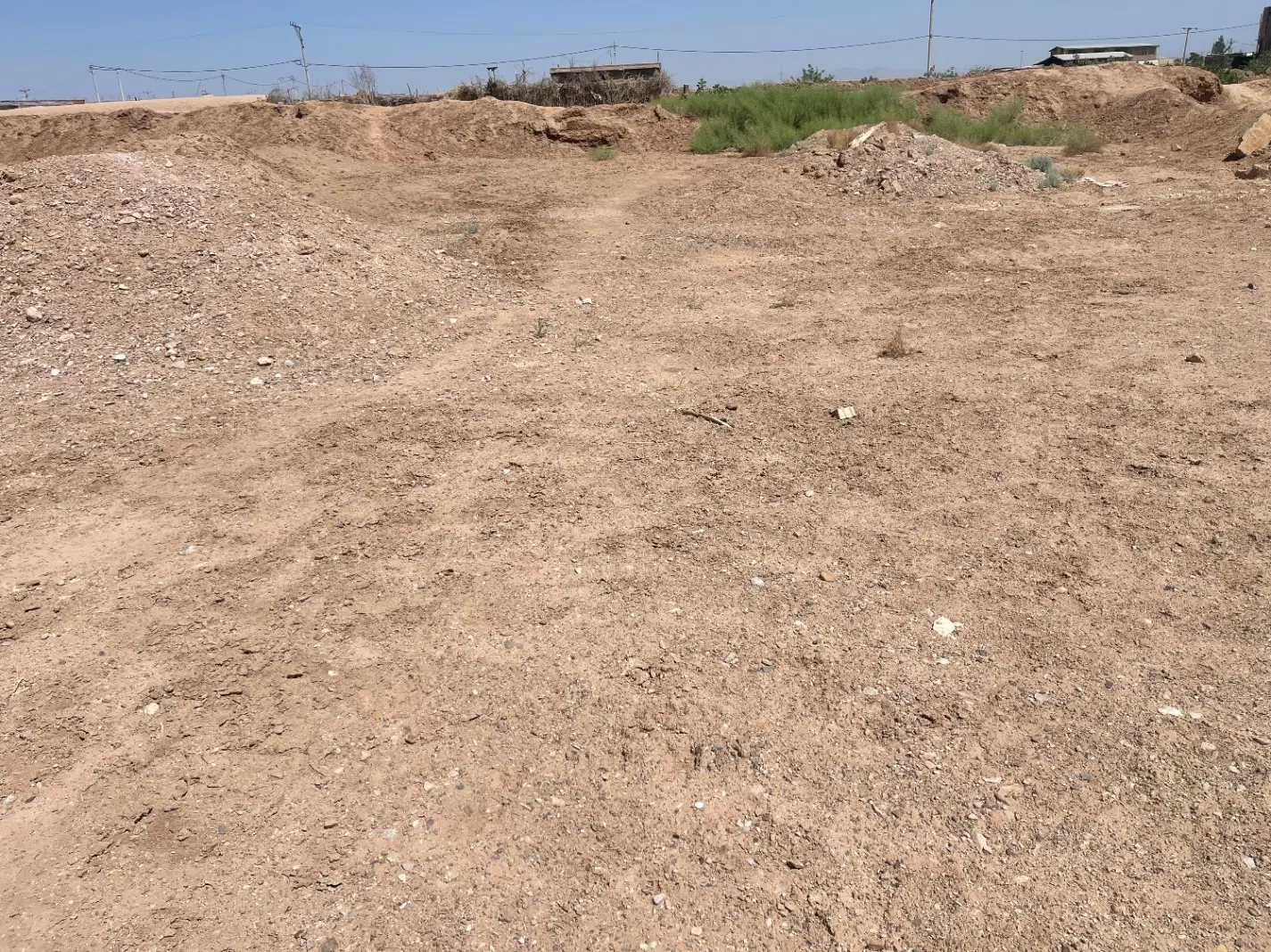 زمین مسکونی