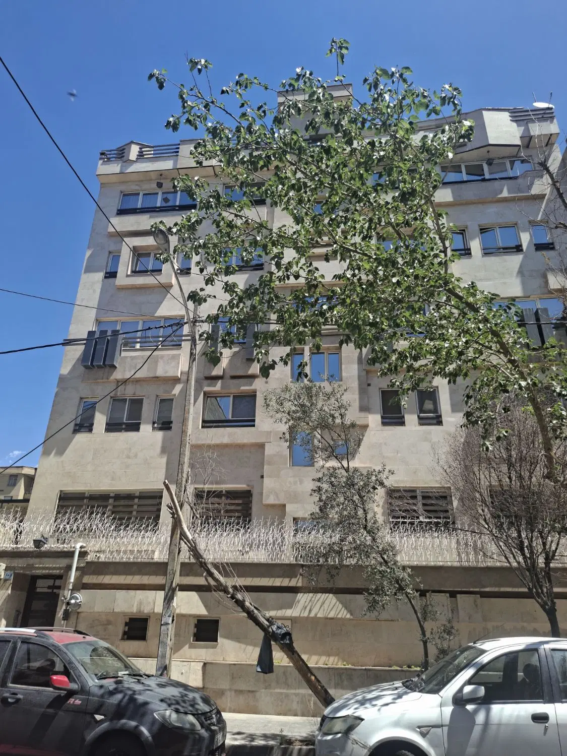 ۵۰ متر فول امکانات تراورتن