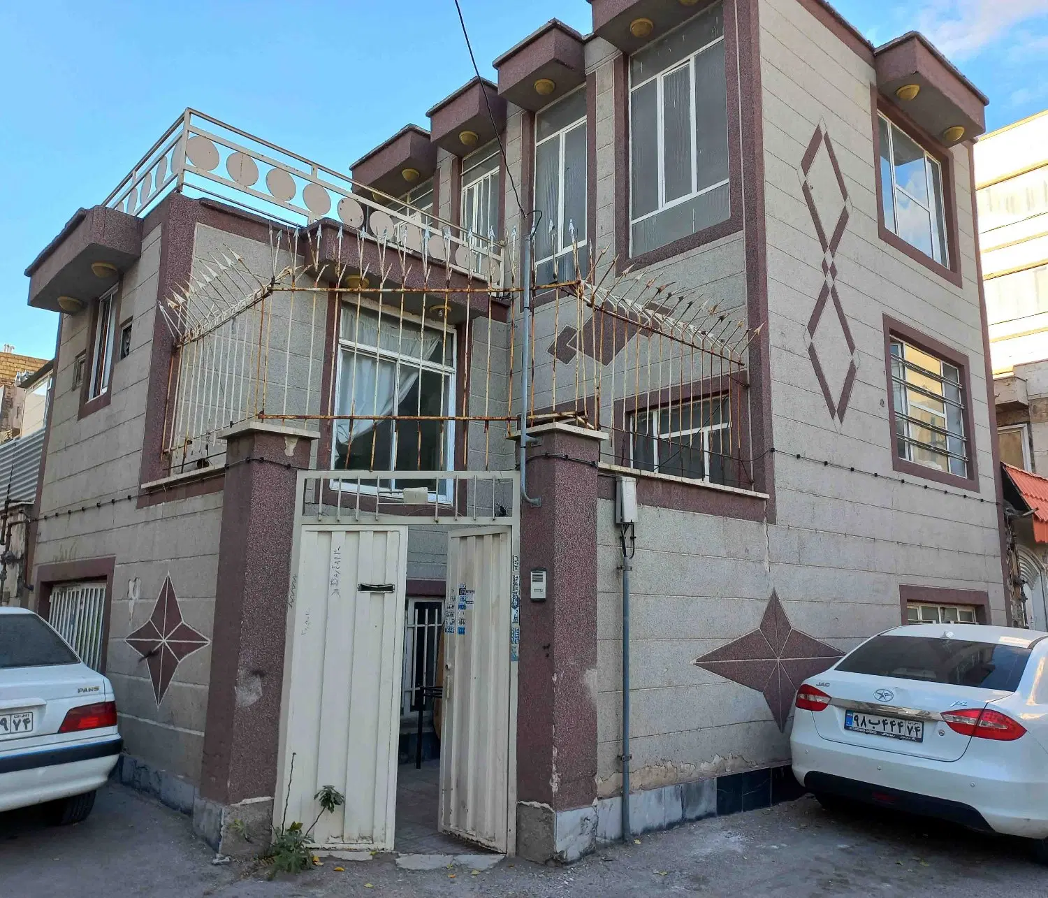ویلایی دربست مطهری شمالی 28