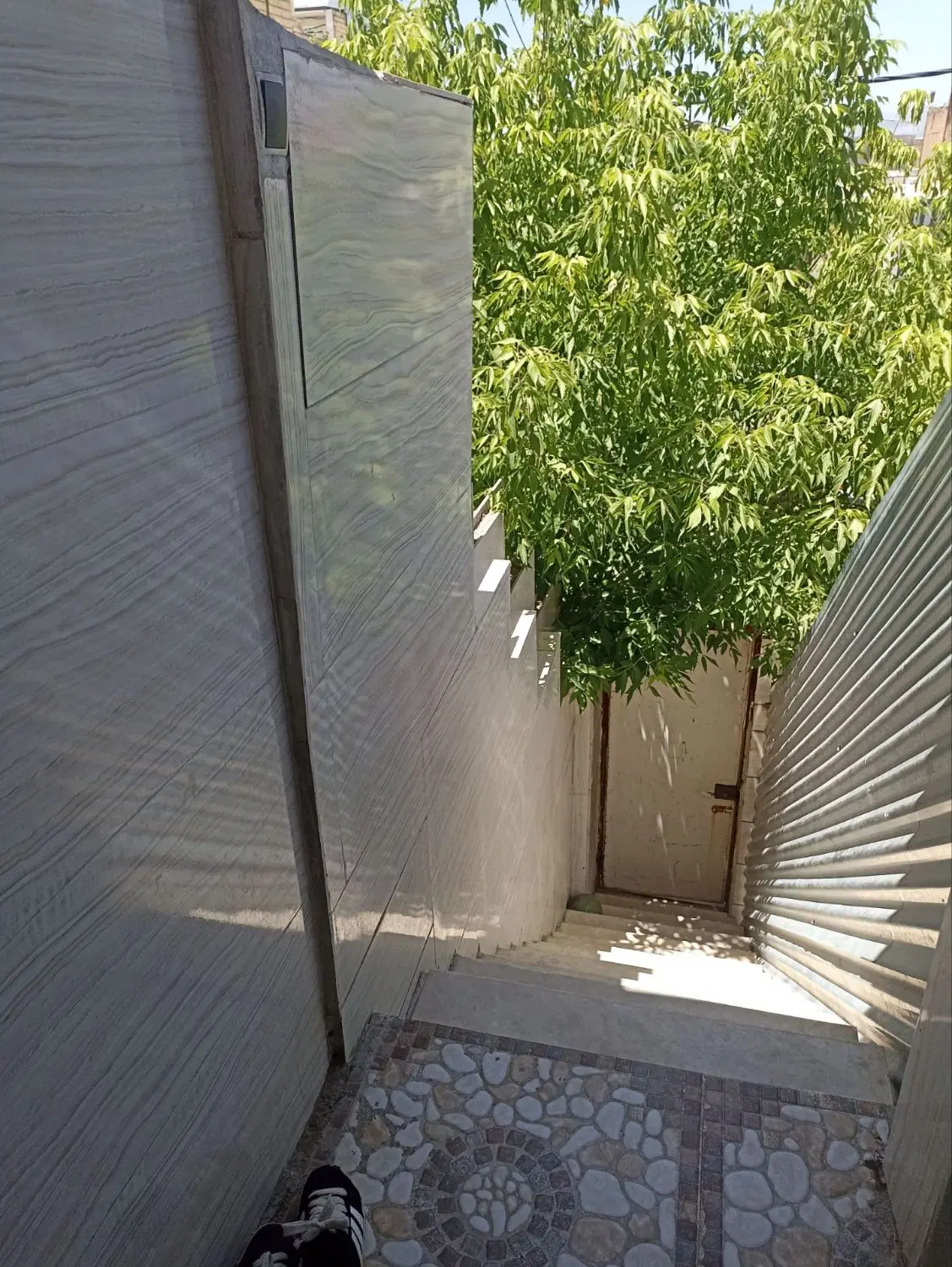 خانه طبقه دوم