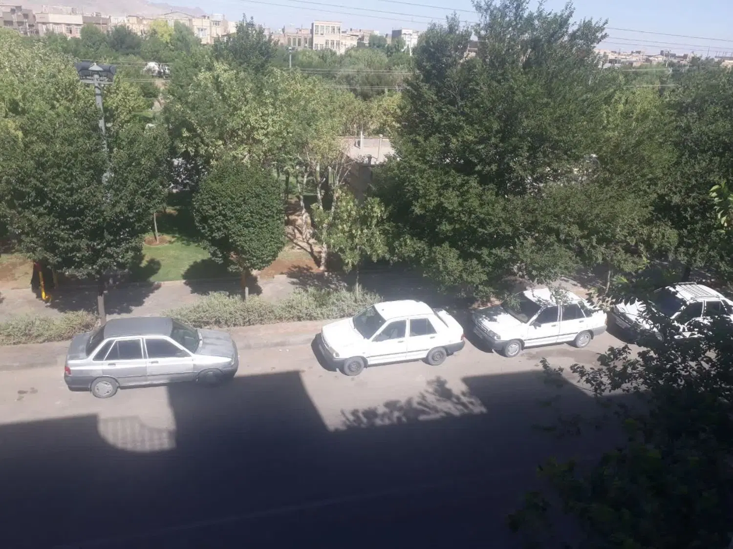 واحد همکف بهر خیابان اصلی