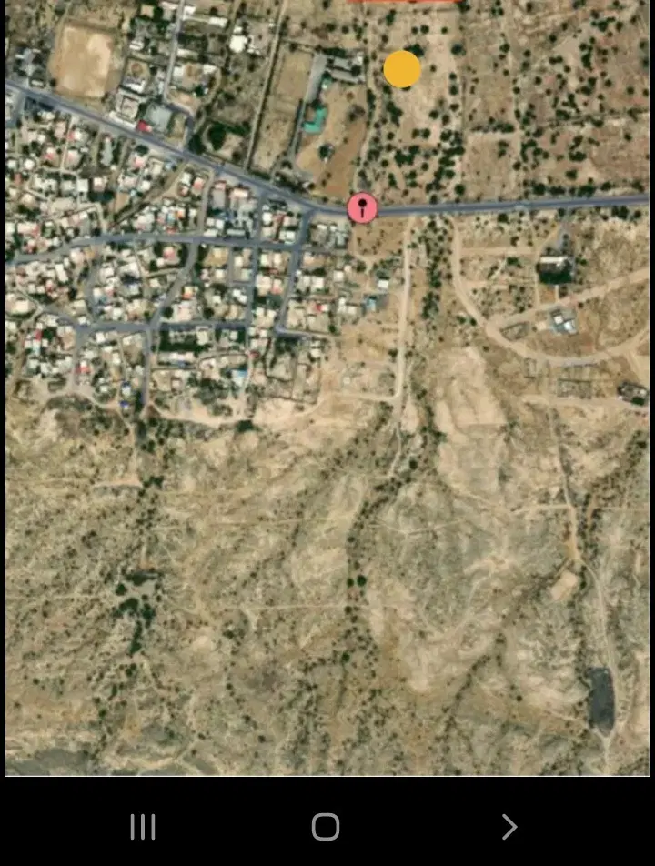زمین پاتل ایسین جنب پیست اسب سواری