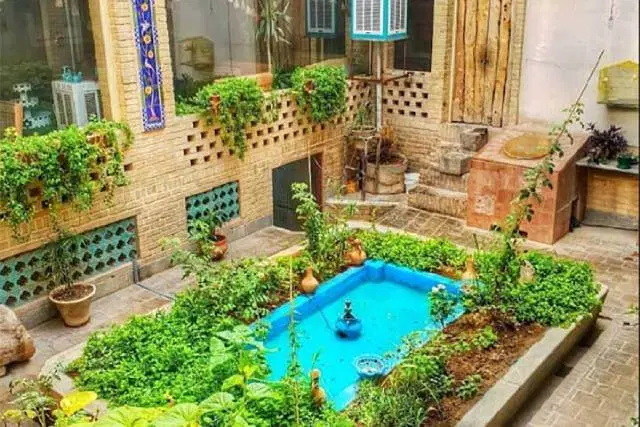 ملک ویلایی 2طبقه قابل سکونت سند ملکی ( دلجو )