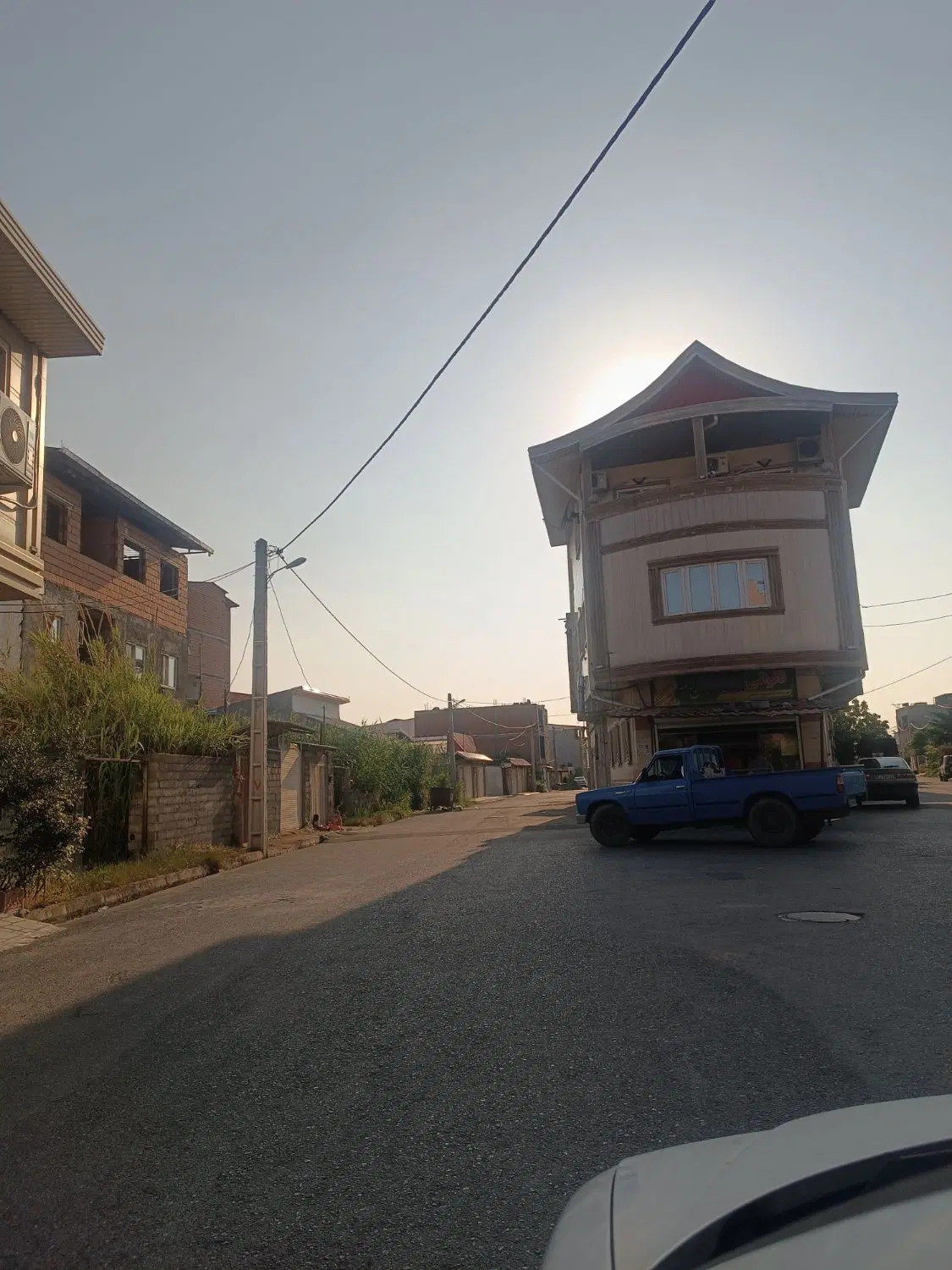 زمین مسکونی با سند شش دانگ خیابان محمدزاده