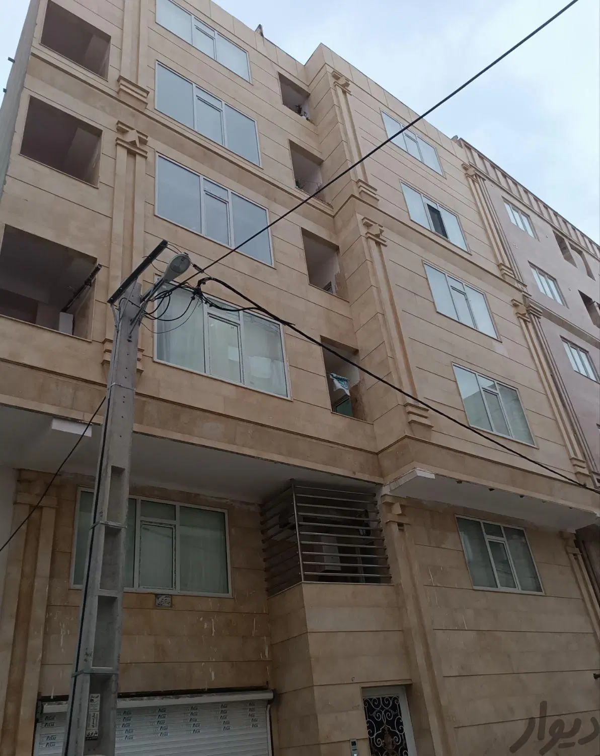 آپارتمان ۹۵متر،روبه نما،فول امکانات،طبقه۴