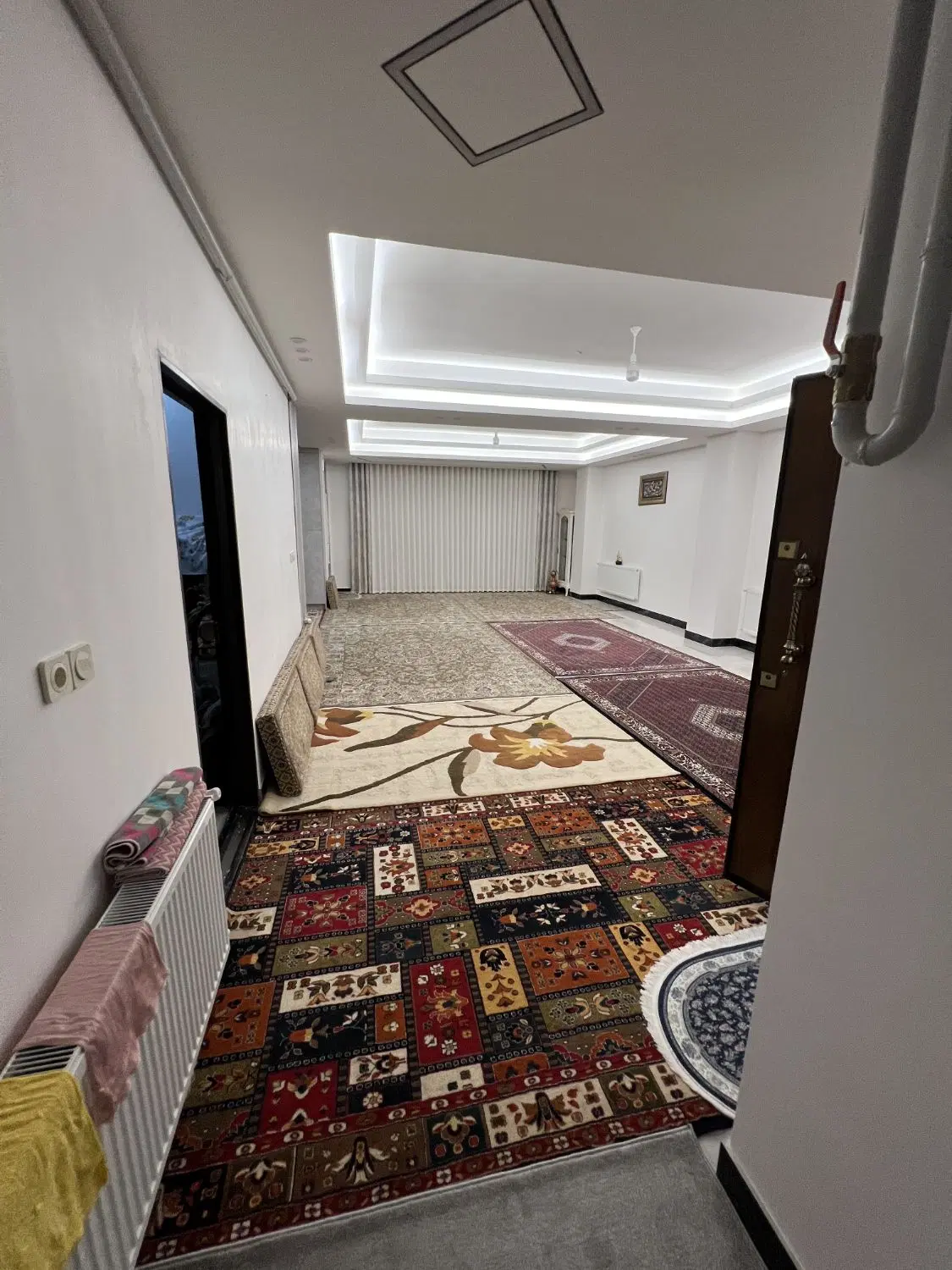 رهن واحد خیابان اصلی شهرآرا