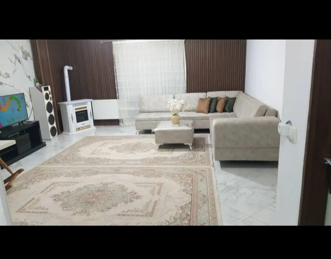 واحد ۸۵متری ۲ خواب تمیز قیمت مناسب دهگیری
