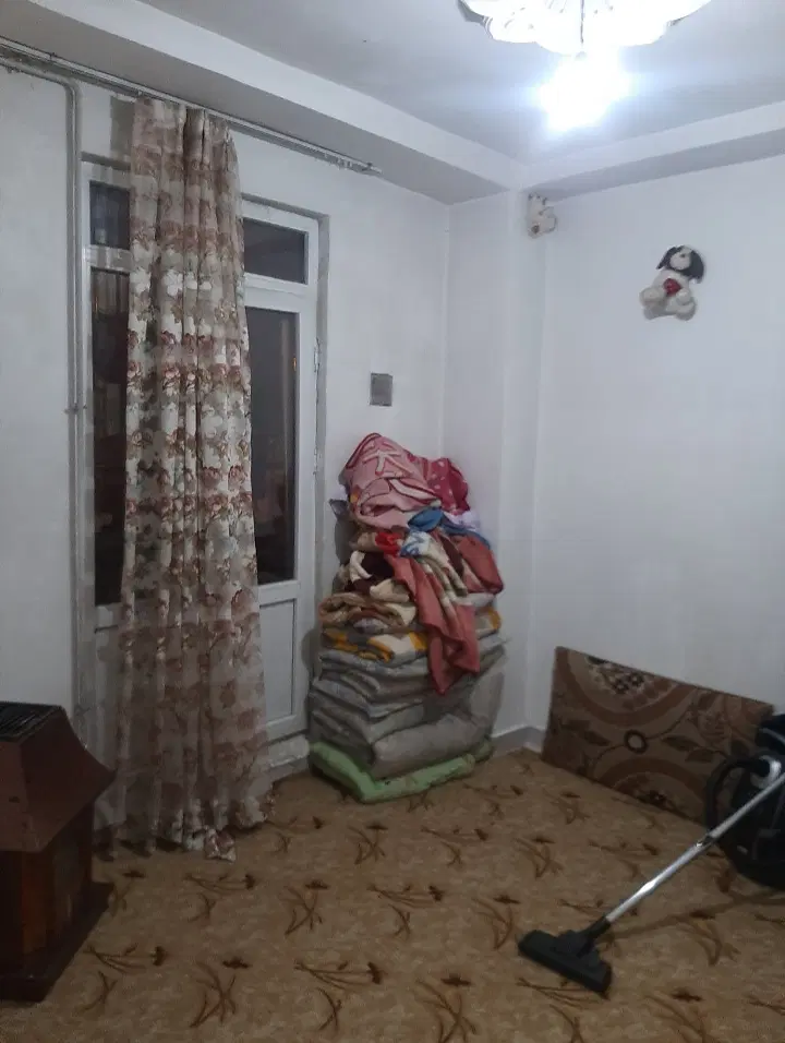 ۹۵ متری با پذیرایی بزرگ