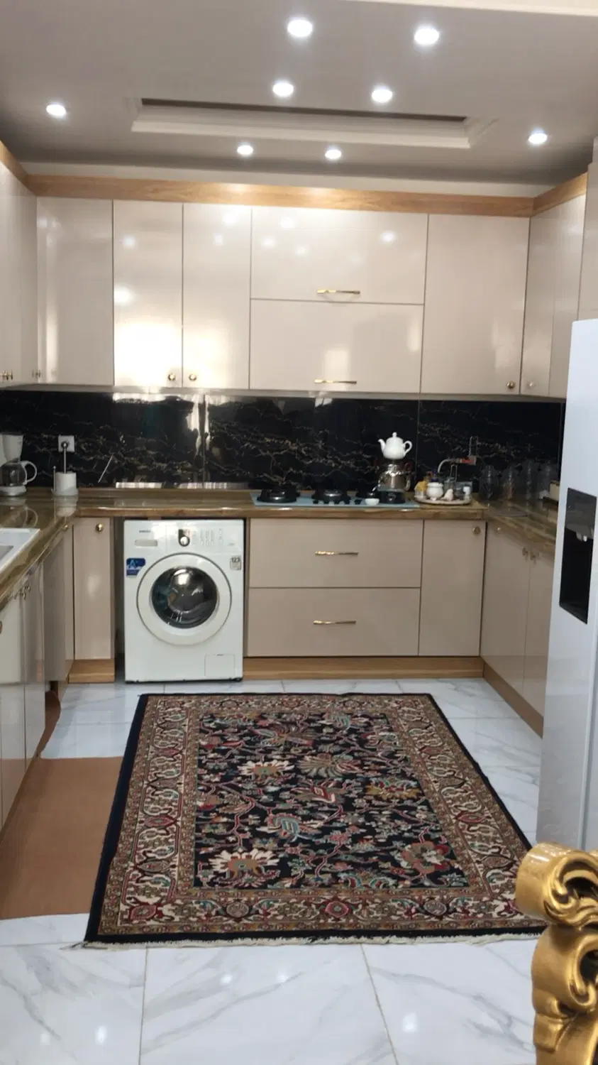 ۱۱۰ متری نوساز در شهرک مهندسین فول امکانات