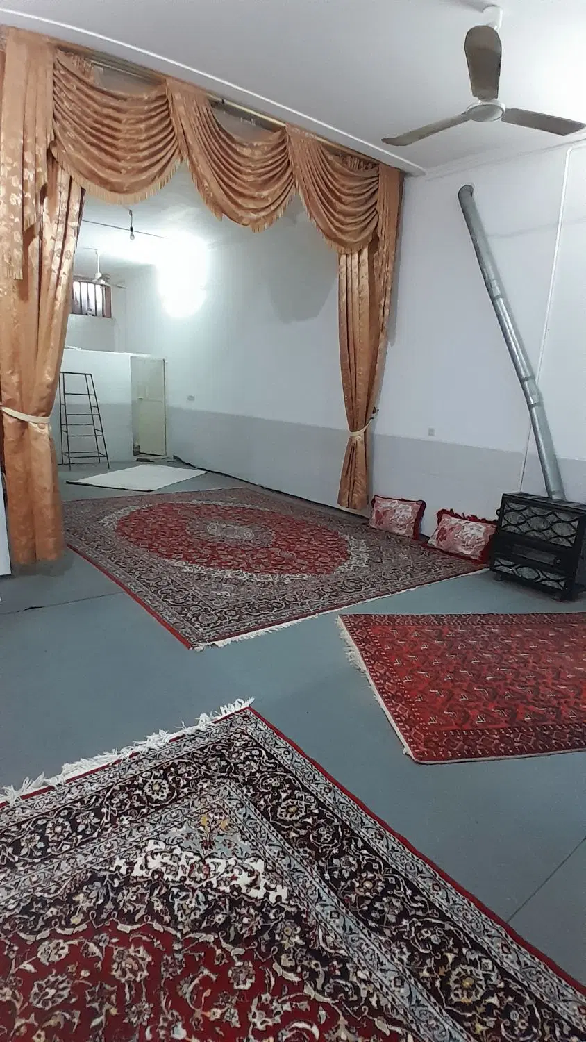 اجاره منزل مبله سالانه  (120 متری بلوار پاسداران)
