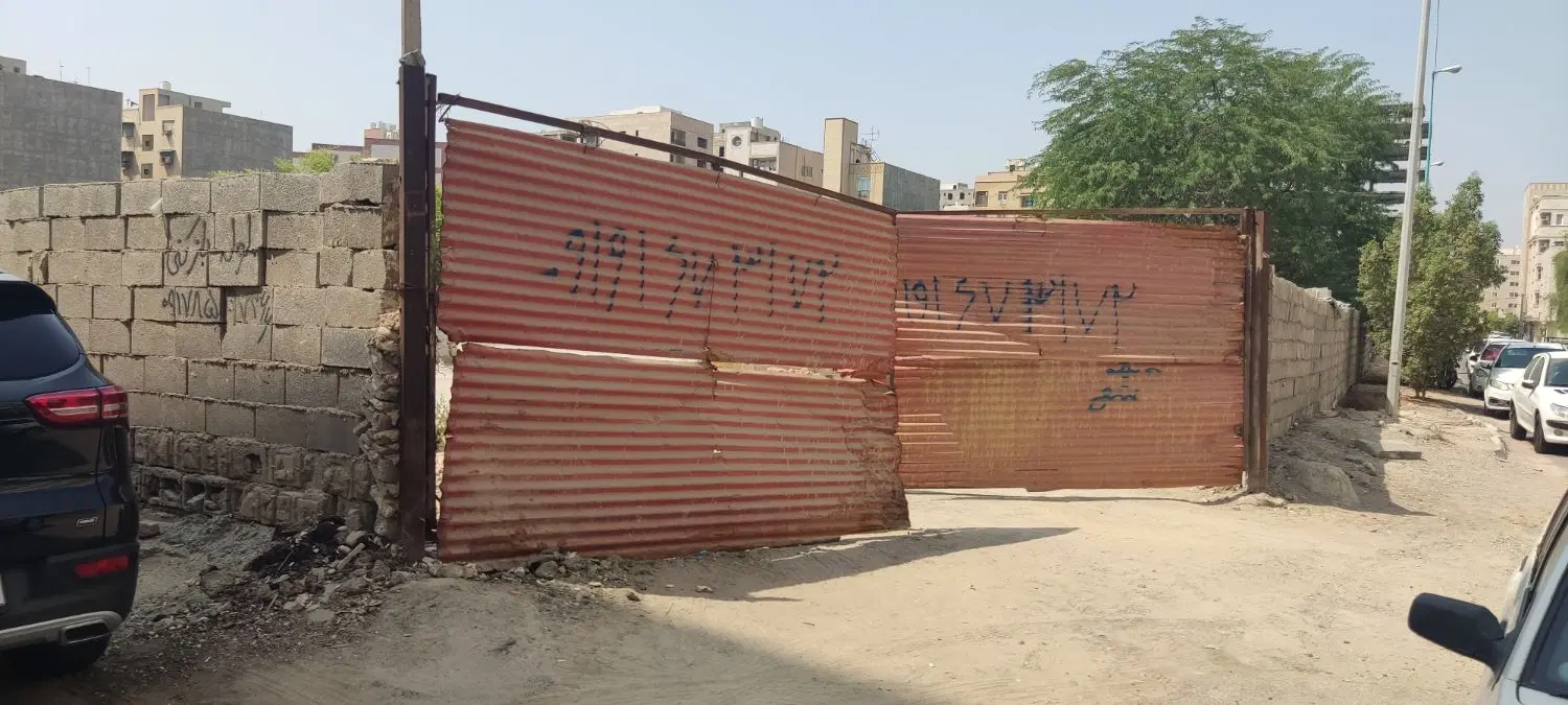 اجاره محوطه کارگاهی جهت انبار مصالح ساختمانی و...