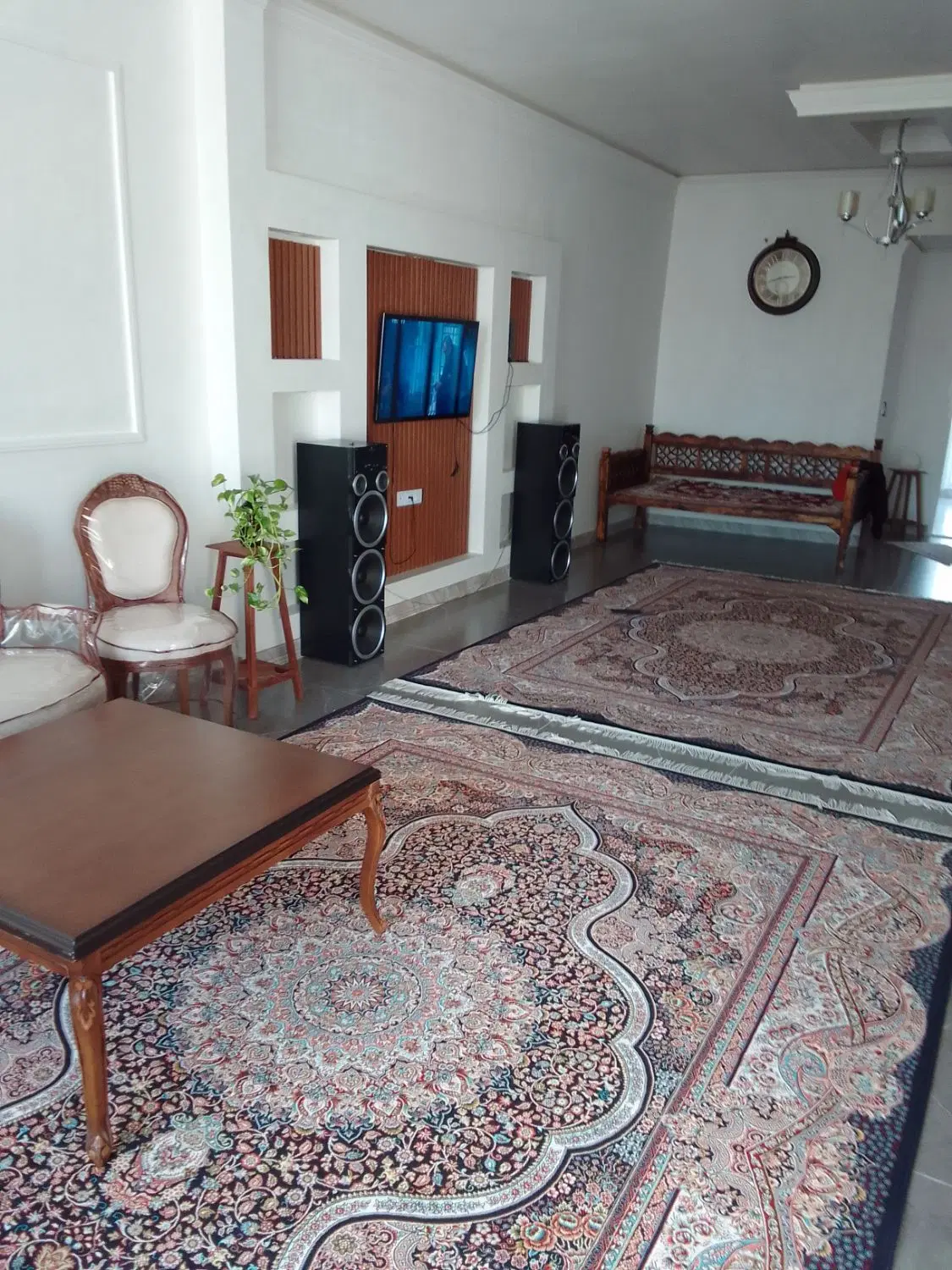 رهن کامل خانه ویلایی نوساز ۱۷۵ متری فرارت