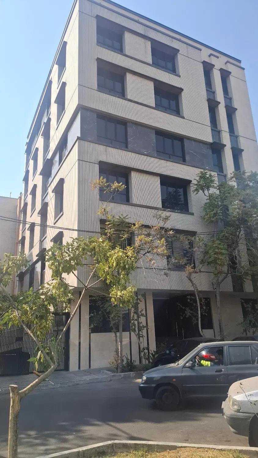 ۱۰۳ متر میدان ۳۹