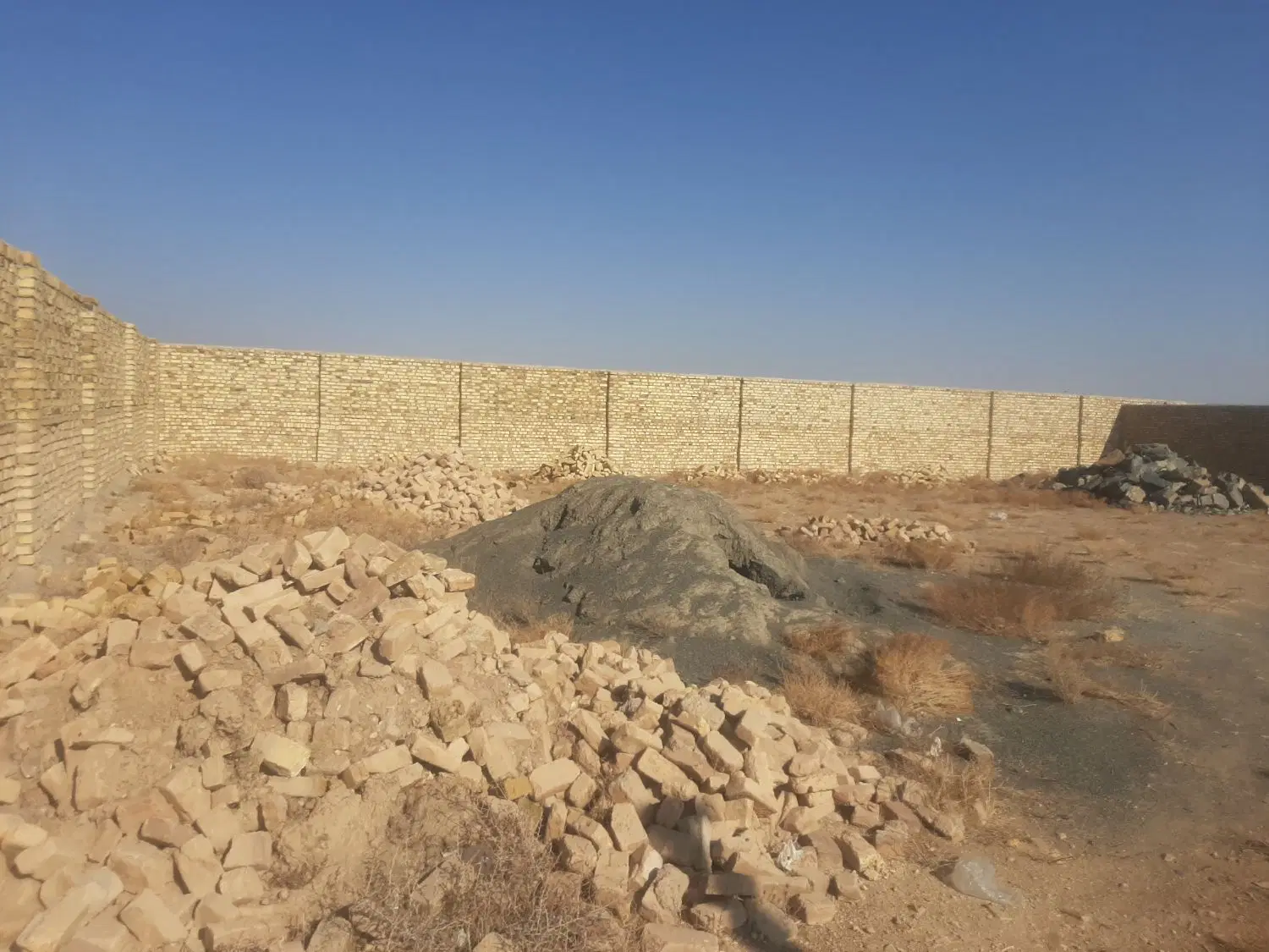زمین چهاردیواری با کاربری صنعتی روستای طرمزد