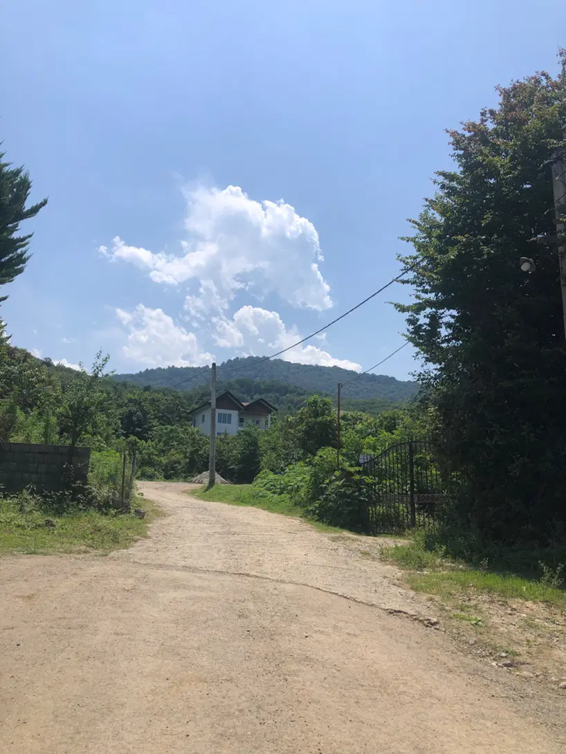 ۲۴۰ متر زمین کوهپایه ای
