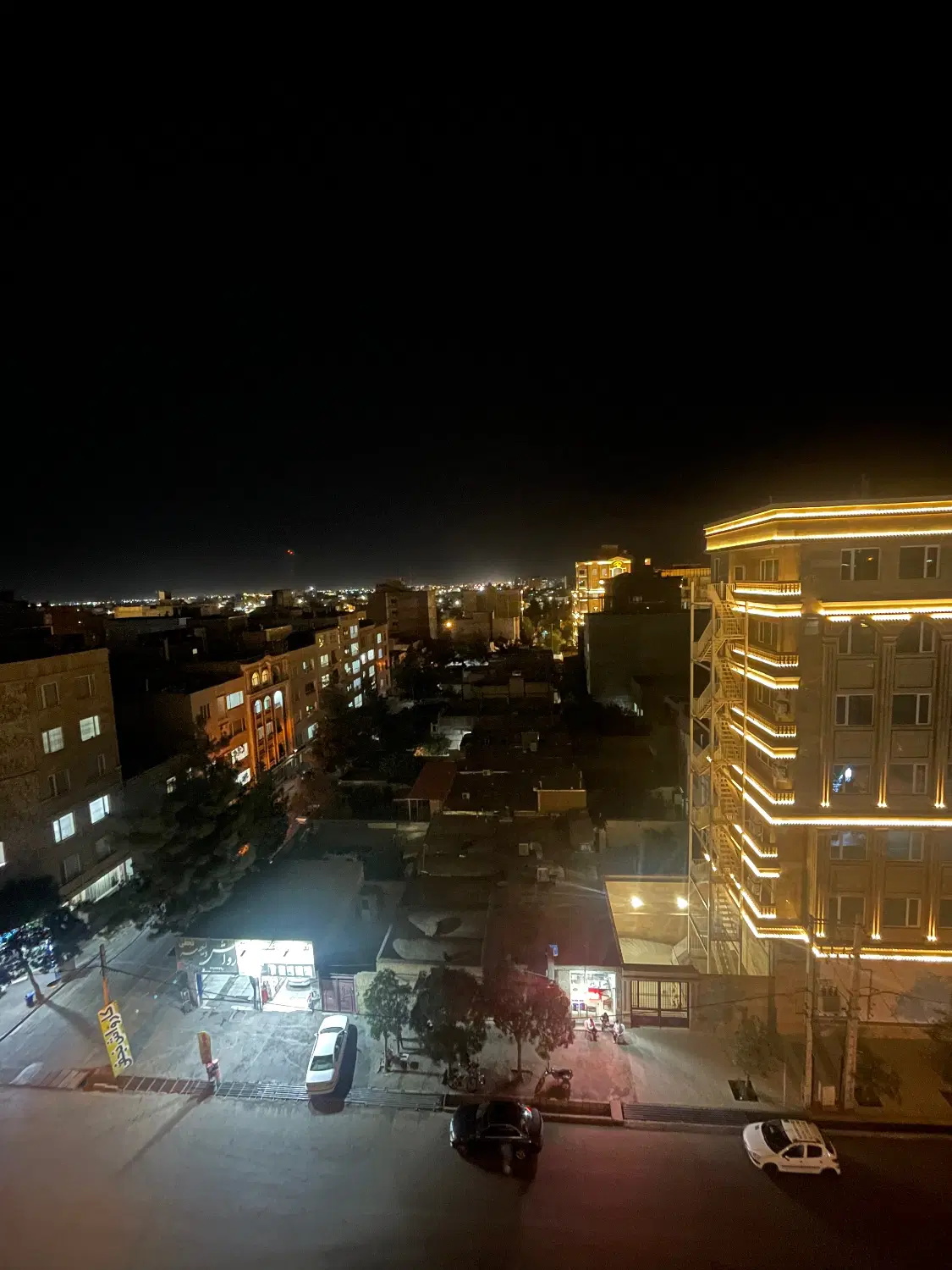 ۳۳ متر مغازه تجاری (بلوارفضل-خیام)