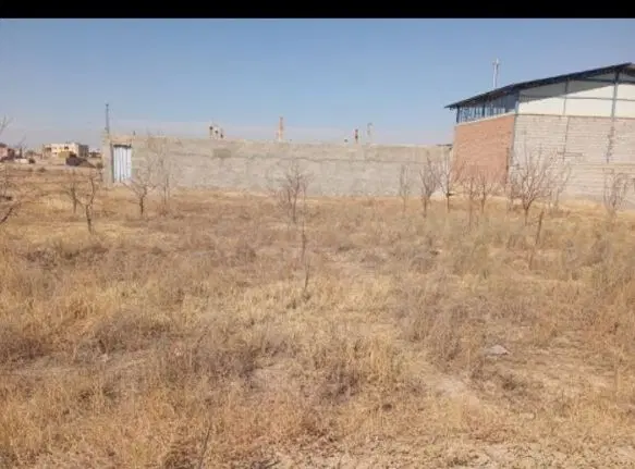 ۲۰۰متر زمین در آخولا
