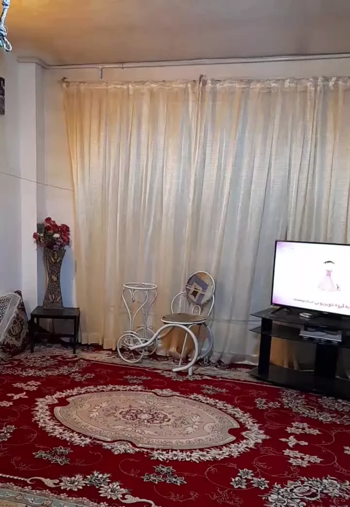 یک واحد آپارتمان مسکن مهرتلاشگران پشت بیمارستان