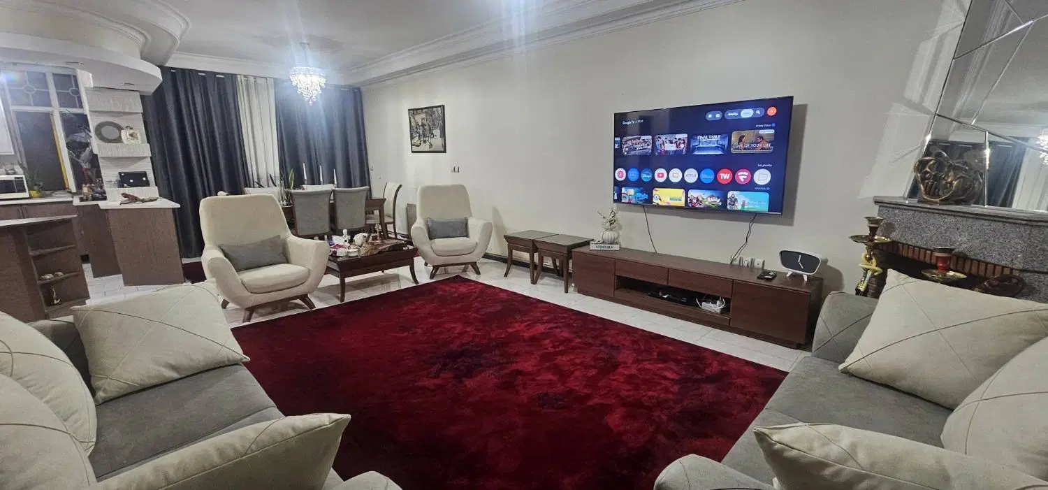 واحد ۸۲متری فروشی