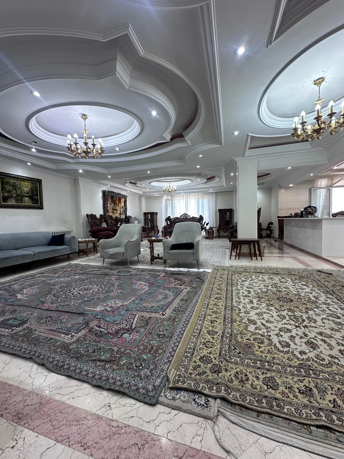 ۱۹۵ متری _ شمال فردوس شرق _ فول امکانات