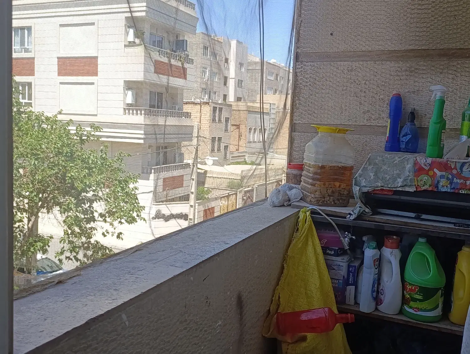 آپارتمان ۶۴متری طبقه دوم