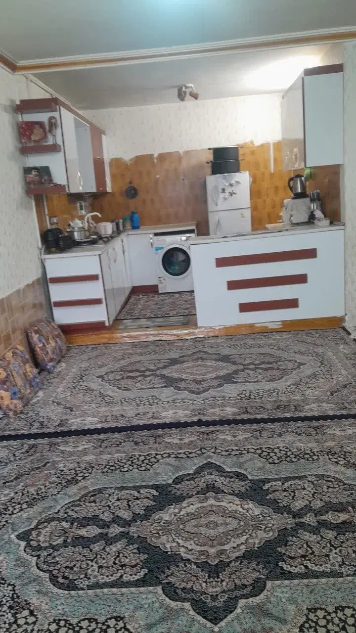 فروش طبقهٔ همکف راه جدا یا تهاتر با خودرو