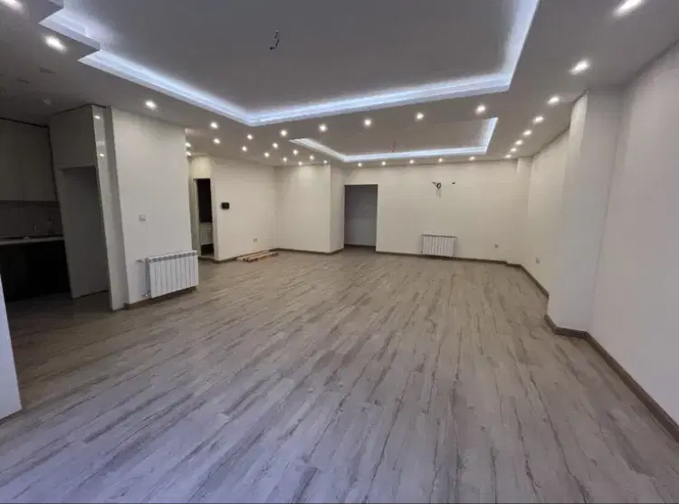 ۱۳۲ متری ۲پازکینگ سندی در پیچ سعدی
