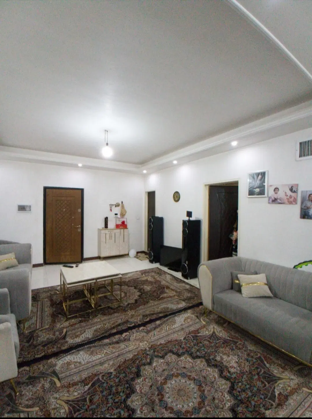 واحد ۶۵ متری فول امکانات