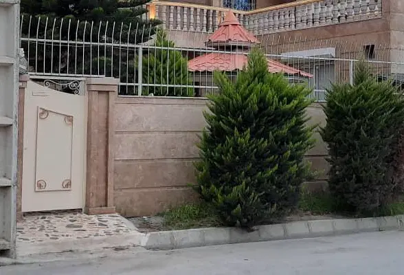 فروش فوری منزل ویلایی در بعثت