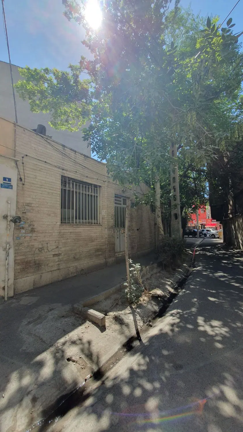 خانه ویلایی ۷۵متری بازسازی شده