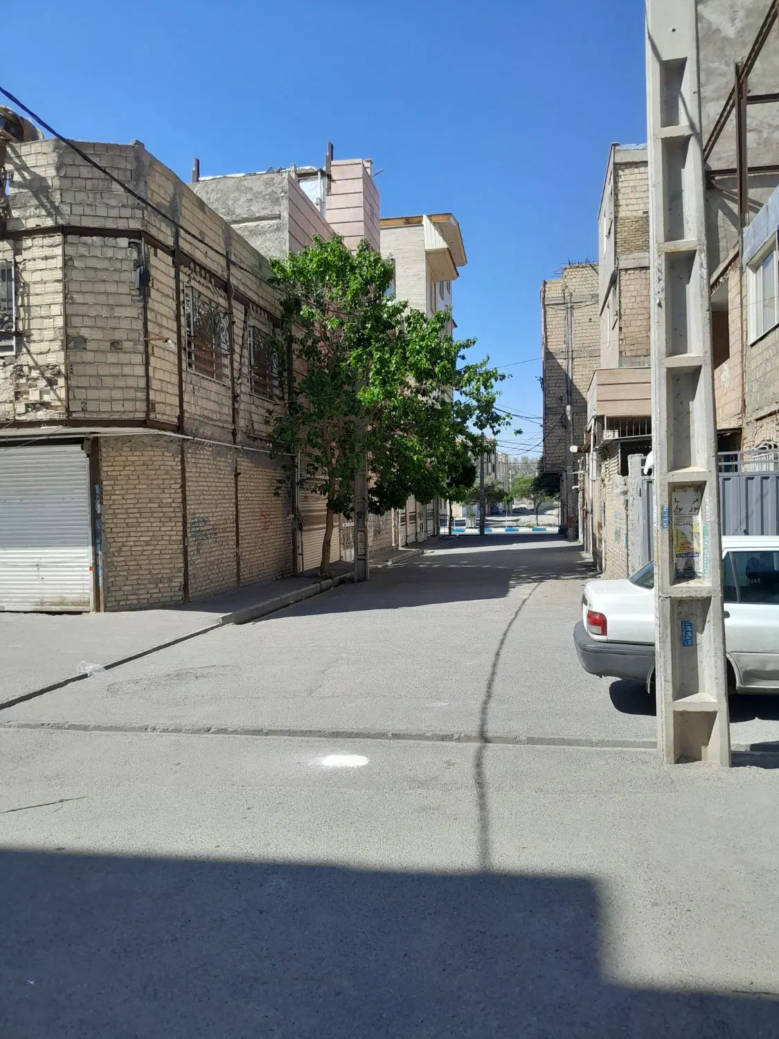 زمین دو بر ۱۵۲ متر