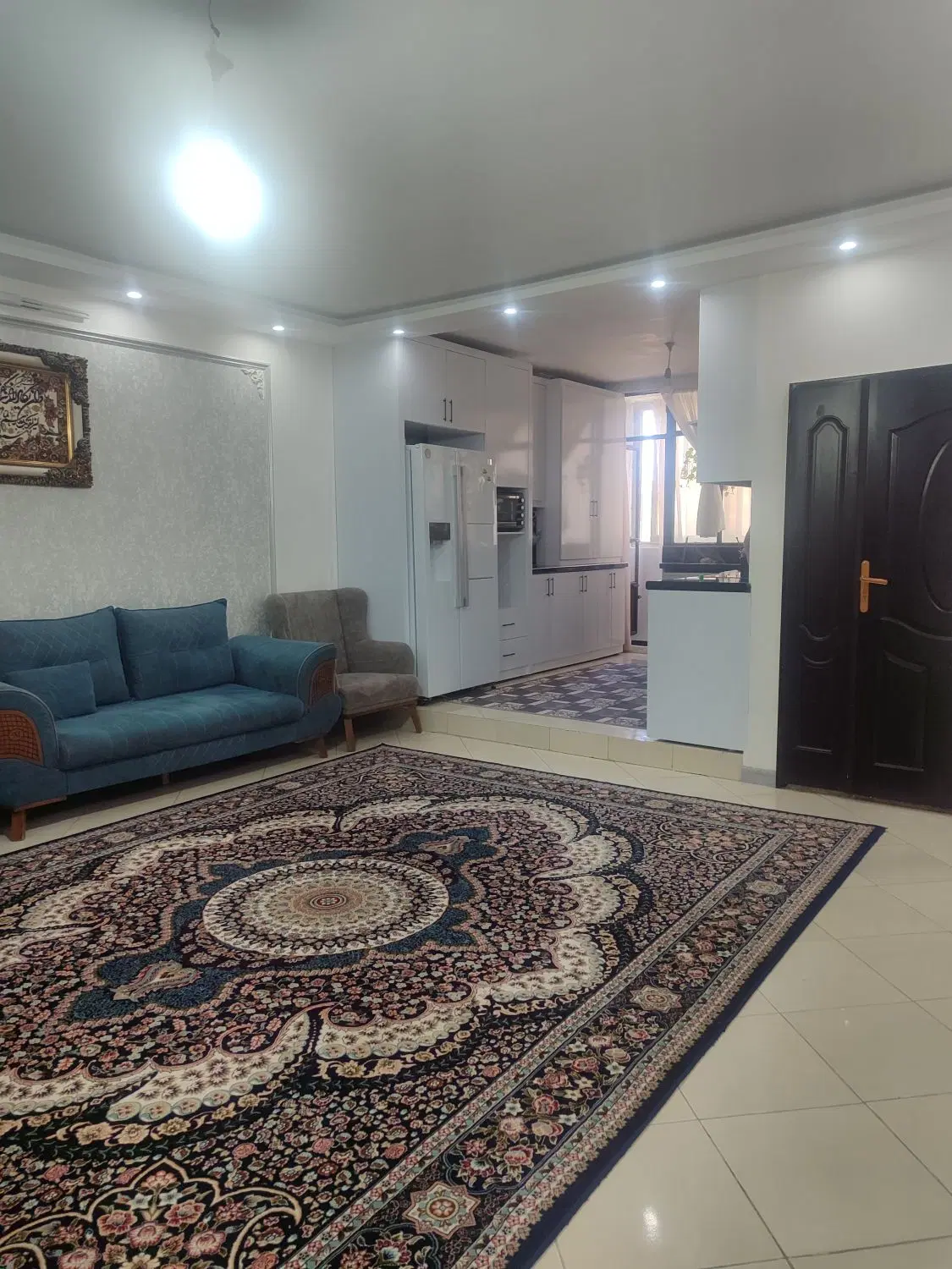 آپارتمان حاشیه تمیز تکواحدی