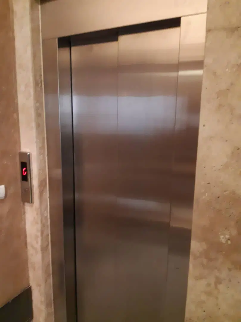 ۶۵ متر دو خواب فول امکانات موقعیت عالی