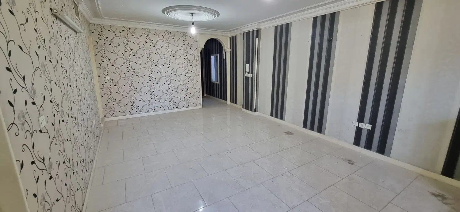 75متر  گلشهر قلندری طبقه 2بدون آسانسور تخلیه