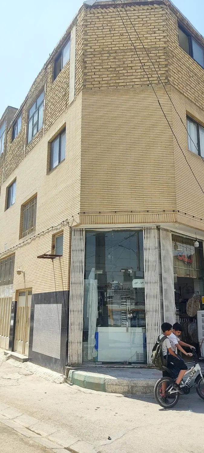 فروش منزل مسکونی طبقه دوم