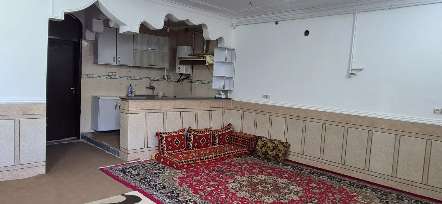 ویلایی ۱۰۰ متری دو طبق خ جلالی