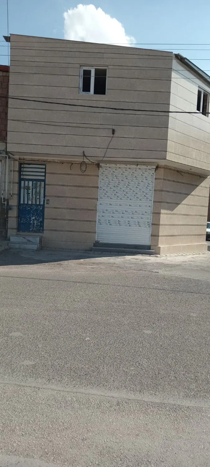 ساختمان تجاری مسکونی